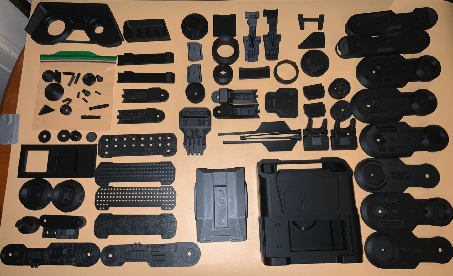 Life-Size BD-1 Droid! DIY Model Kit!