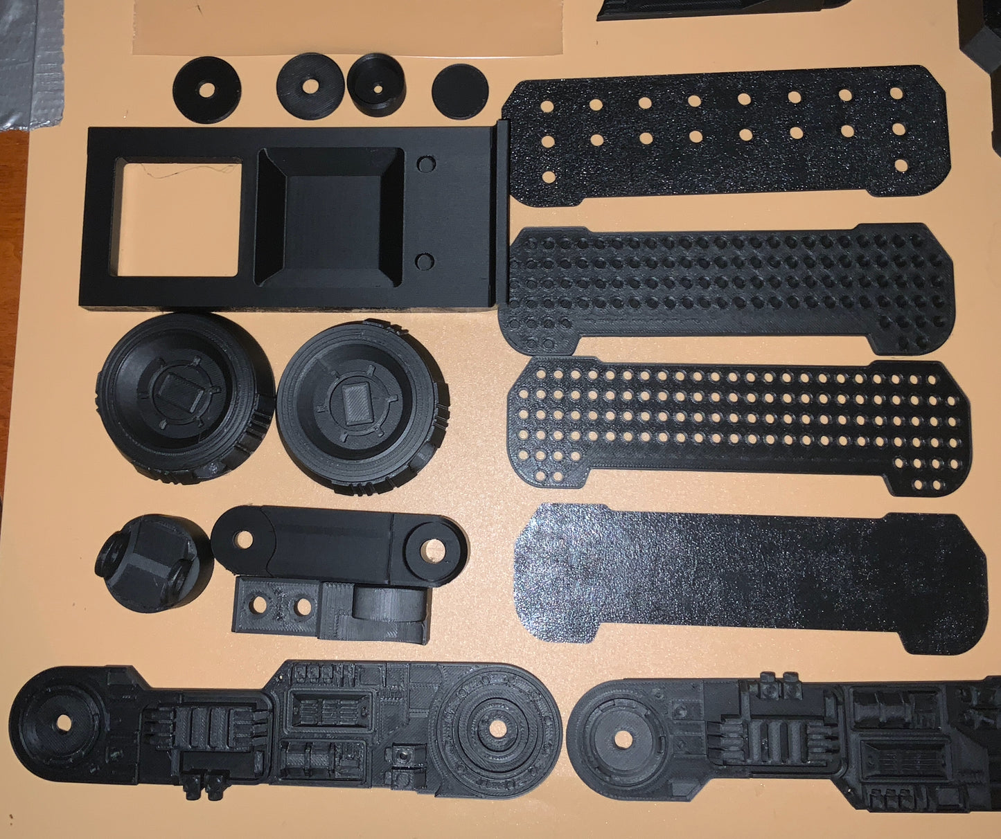 Life-Size BD-1 Droid! DIY Model Kit!