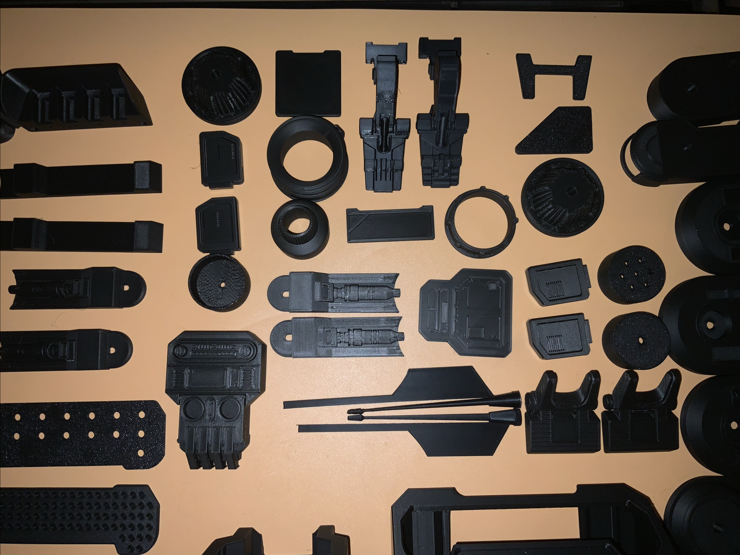 Life-Size BD-1 Droid! DIY Model Kit!